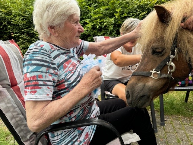 compassio-Seniorendomizil-Haus-Valentin-Nittenau-Sommerfest