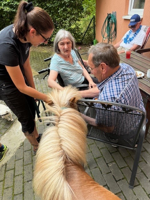 compassio-Seniorendomizil-Haus-Valentin-Nittenau-Sommerfest