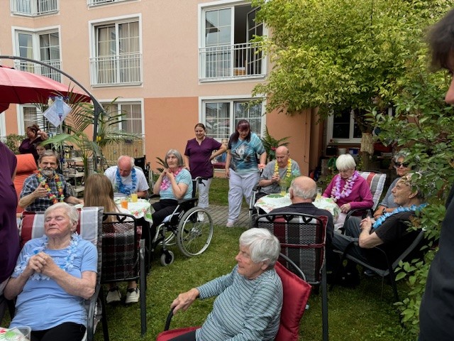 compassio-Seniorendomizil-Haus-Valentin-Nittenau-Sommerfest