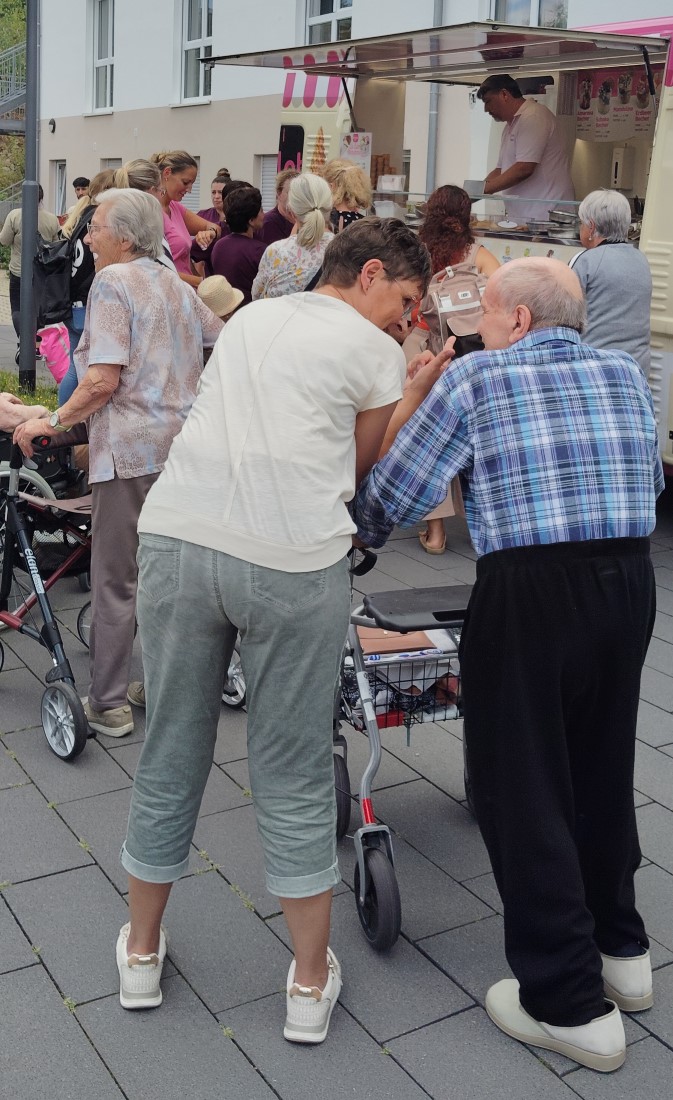 compassio-Seniorendomizil-Am-Grubenfeld-Mayen-Eis