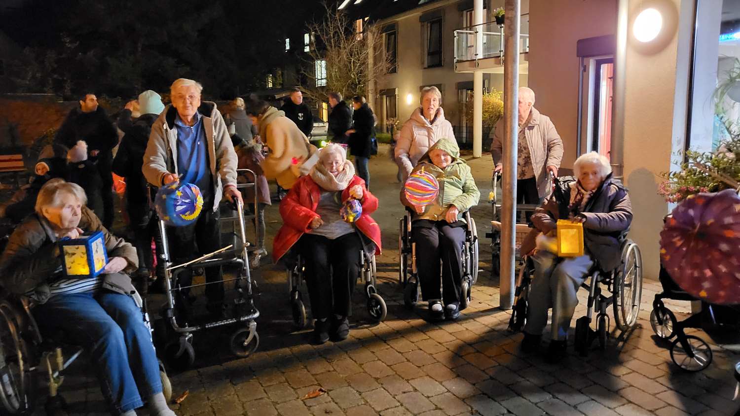 Ein leuchtender Abend: Laternenfest am Paulsberg in Achim