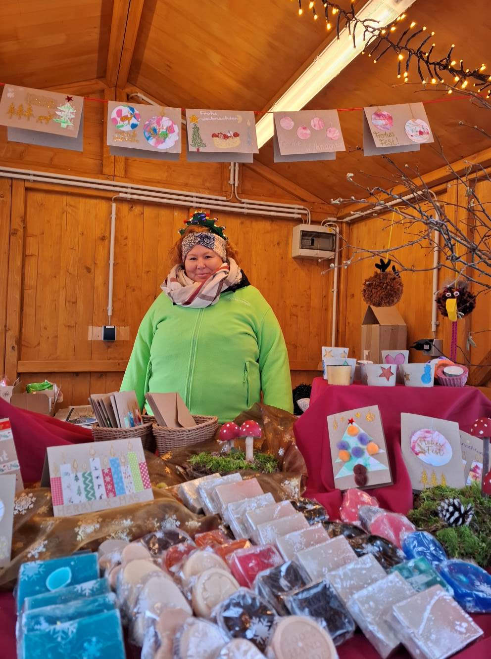 Erster Weihnachtsmarkt am Haus Gabriels begeistert Bewohner und Besucher