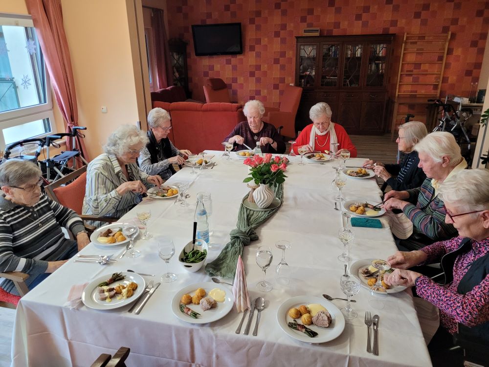 Festliches Dankeschön in der Seniorenresidenz Am Park – Wesendorf